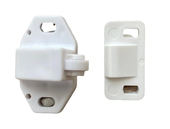 fermeture-maintien-pour-portes-de-separation